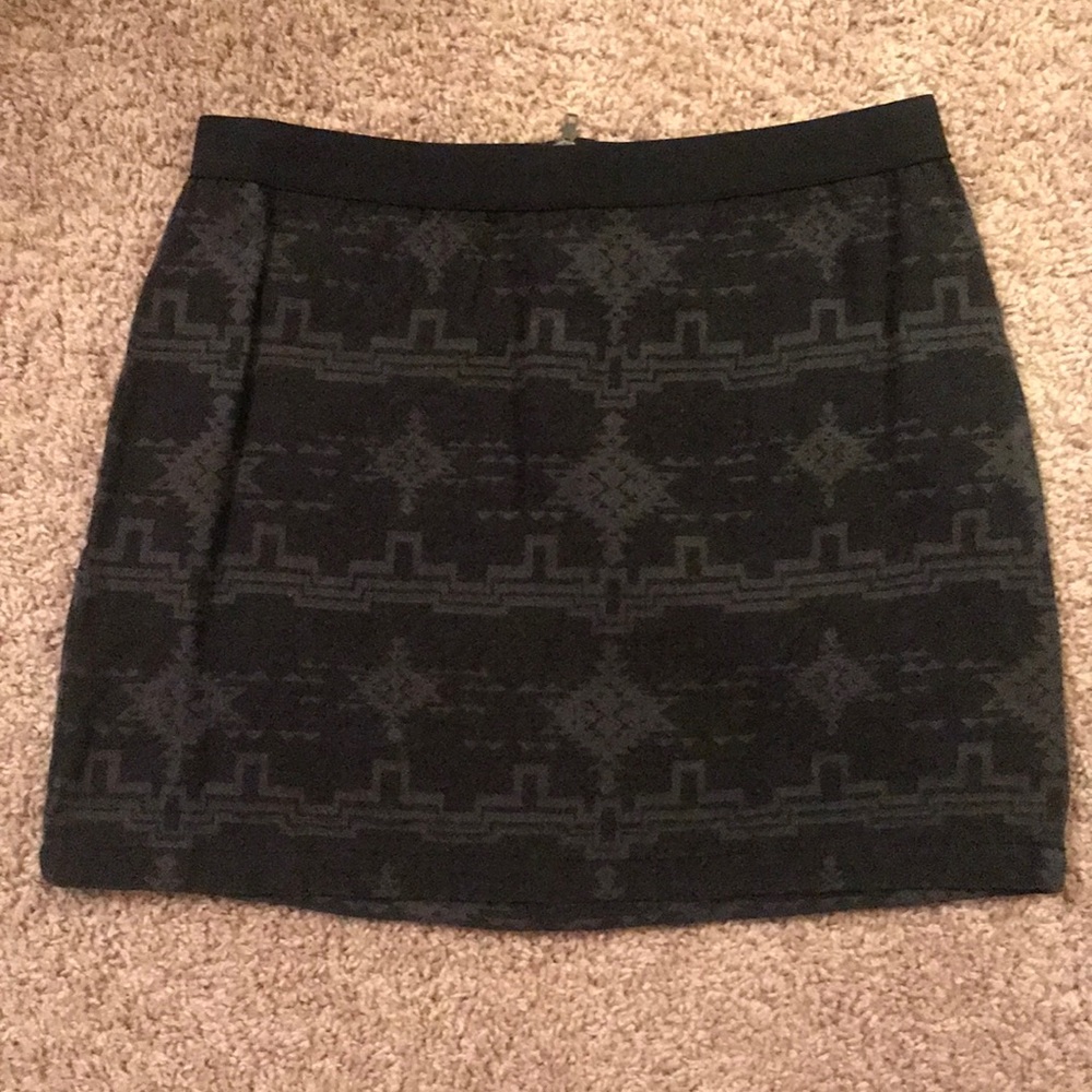 American Eagle Skirt. Size 8 Mini
